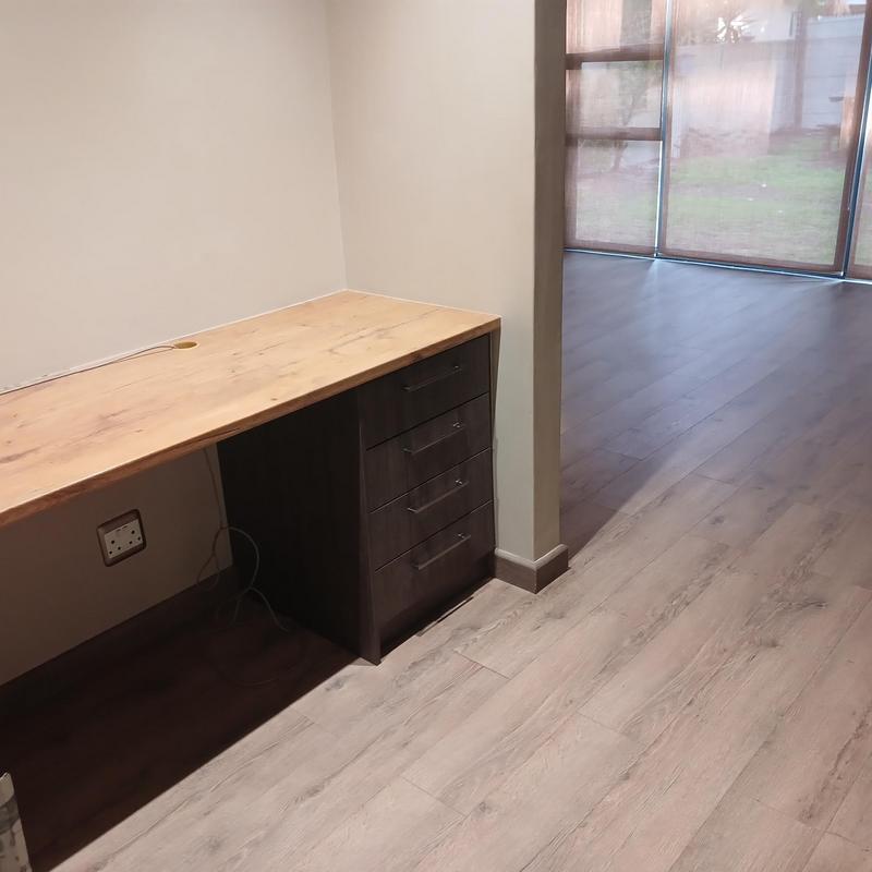 4 Bedroom Property for Sale in Amandelrug Western Cape